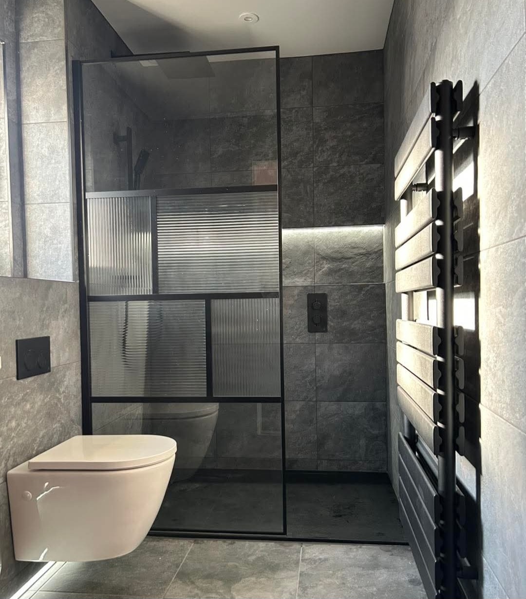 Bright modern bathroom refurbishment by BDR Bathroom Innovation