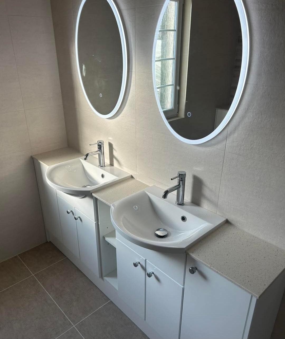 Contemporary dark stone bathroom installation by BDR Bathroom Innovation